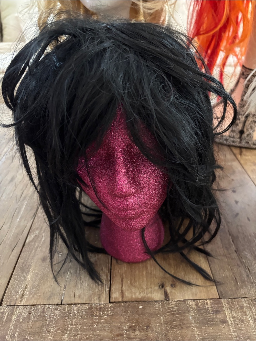 4 Wigs - Picture 5 of 13